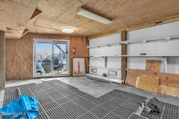 $925,000 | 6114 6th Street, Surf City, NC 28445