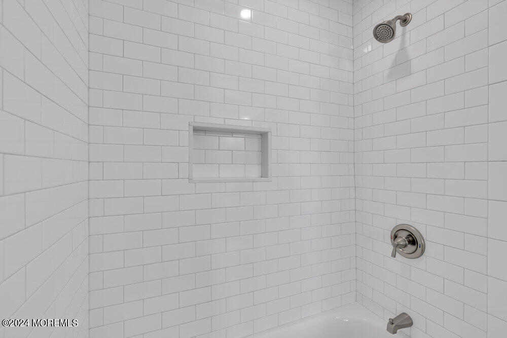 216 Grover Road Toms River, NJ 08753 - Photo 16 of 46 Shower Detail