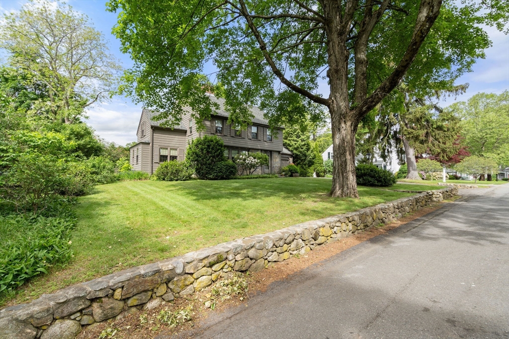 20 Johnson Road Andover, MA 01810 - Photo 5 of 18 Gallery Image 5