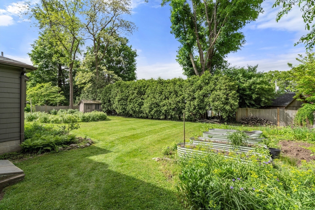 20 Johnson Road Andover, MA 01810 - Photo 10 of 18 Gallery Image 10