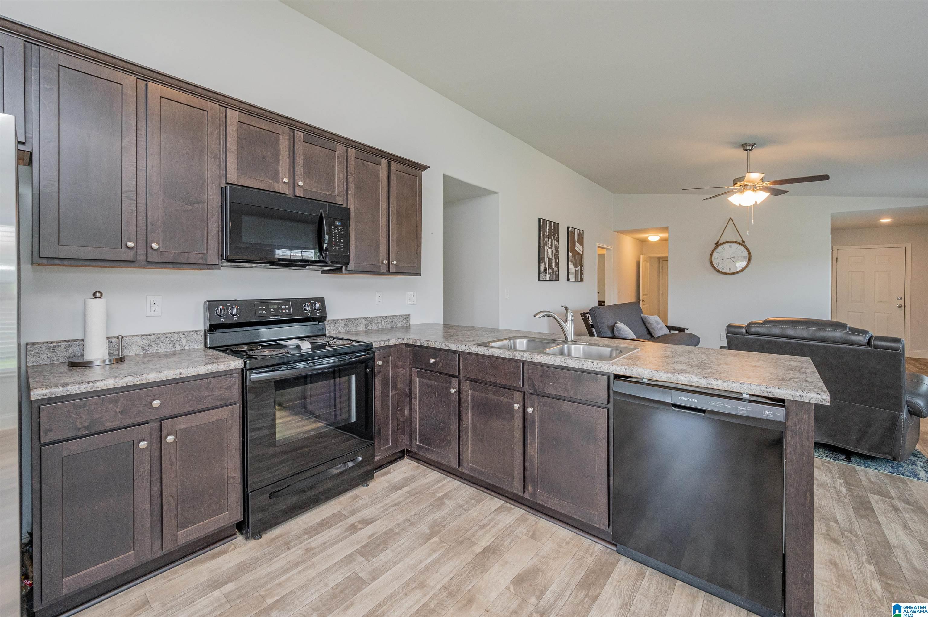 3023 Village Ridge Drive Calera, AL 35040 - Photo 13 of 38 Gallery Image 13