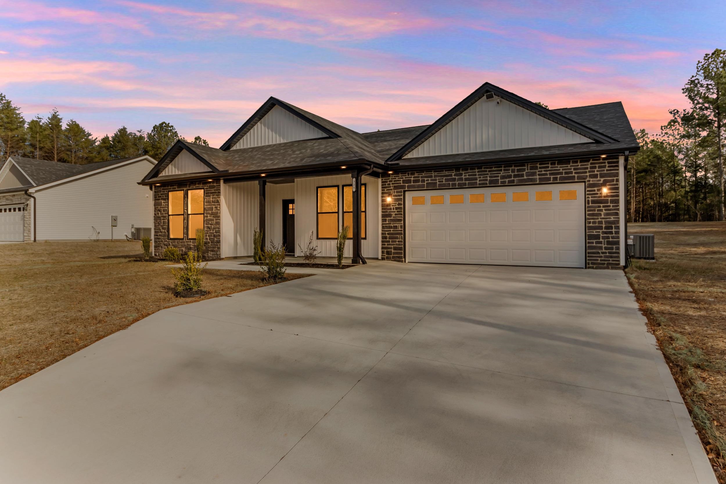 325 Gwinn Mill Road Pauline, SC 29374 - Photo 2 of 43