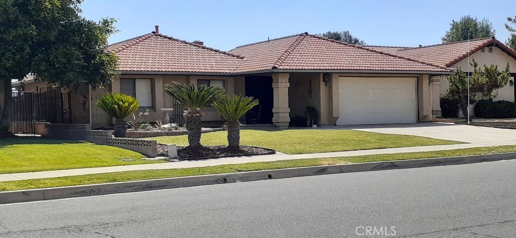 1484 Pepper Tree Drive Hemet, CA 92545 - Photo 2 of 29 Front Street View