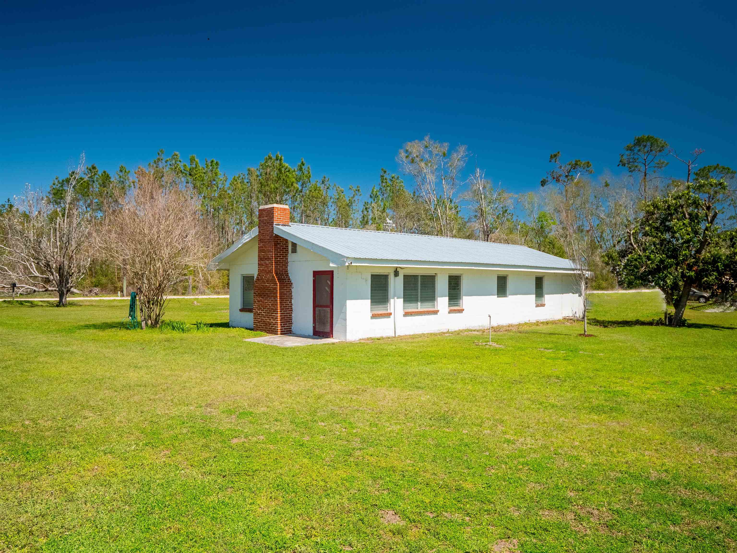 6753 Highway 90 Lee, FL 32059 - Photo 14 of 42