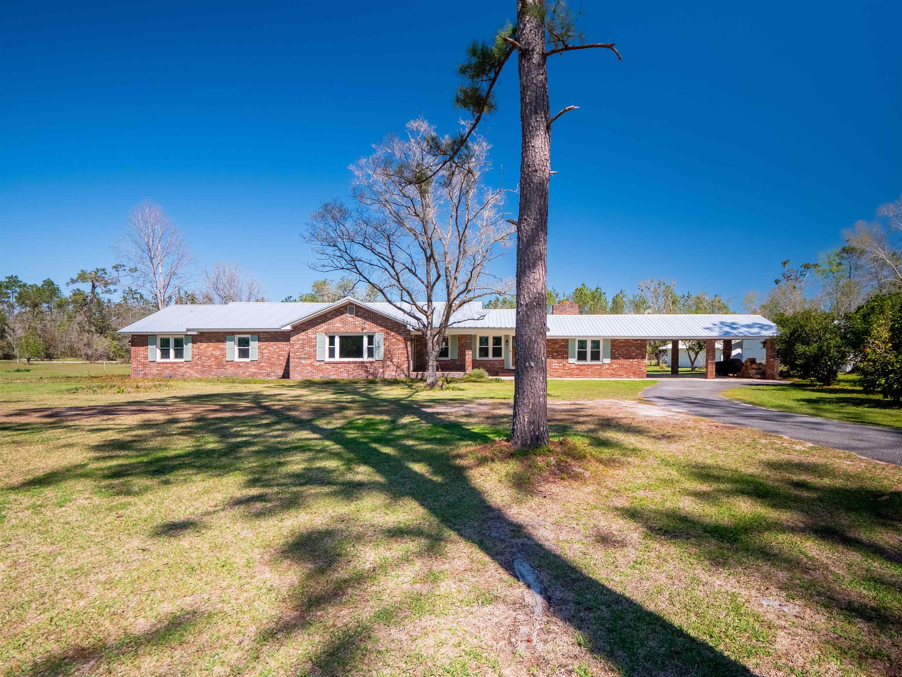 6753 Highway 90 Lee, FL 32059 - Photo 36 of 42