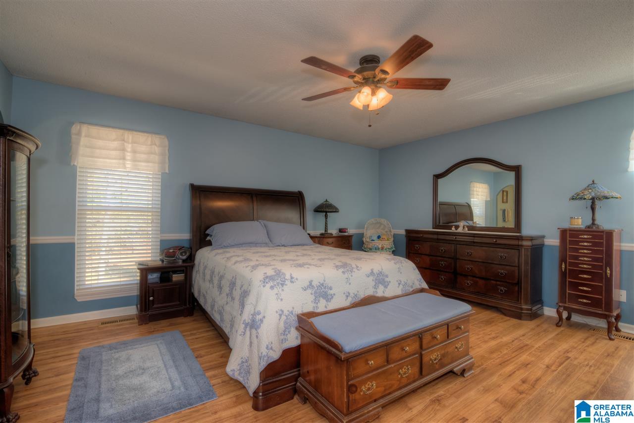 712 Cherrybrook Road Kimberly, AL 35091 - Photo 15 of 38