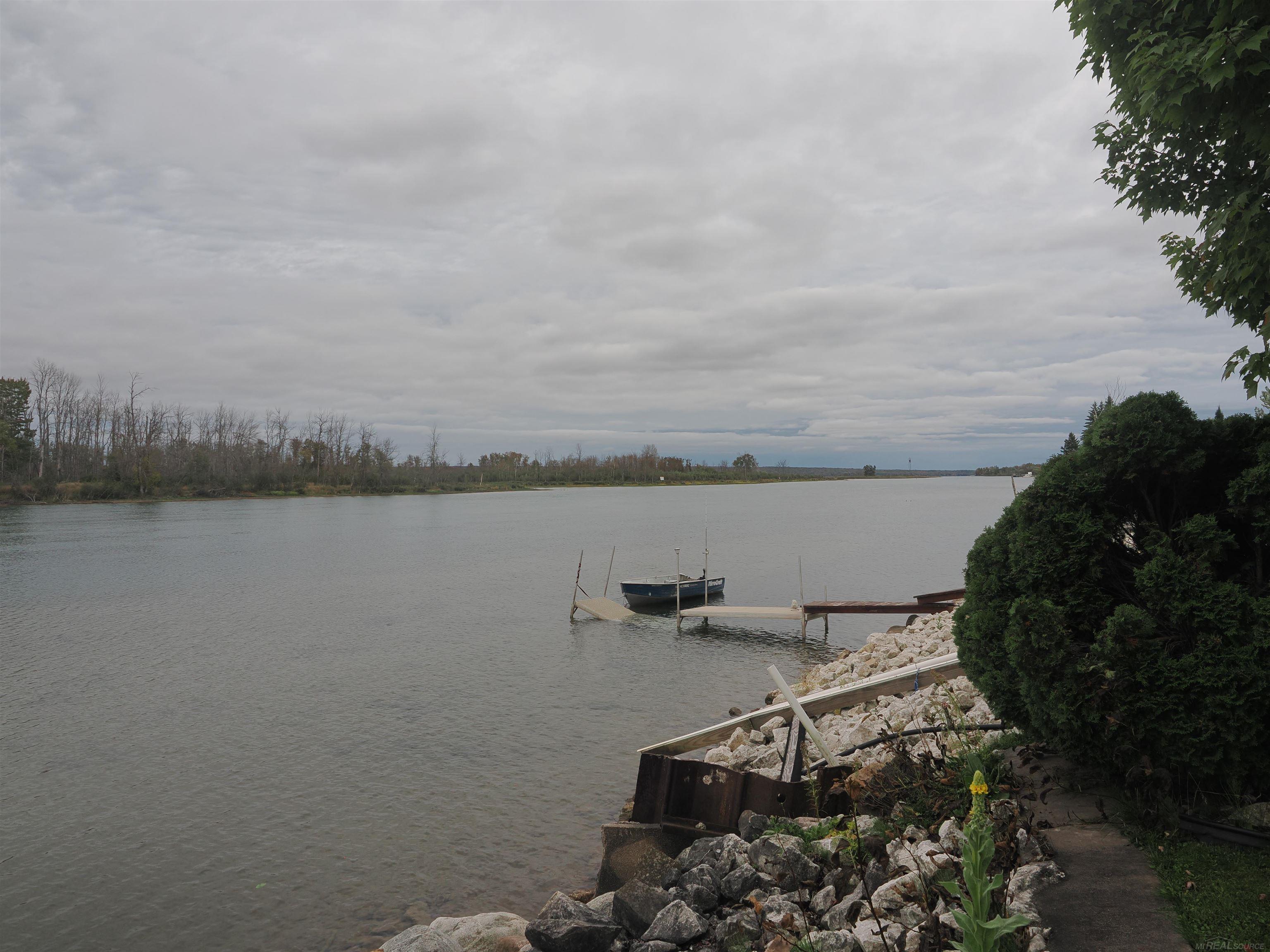 2039 South Riverside Drive Sault Ste. Marie, MI 49783 - Photo 34 of 75