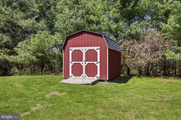 $1,249,000 | 12282 Enfield Lane, Lovettsville, VA 20180