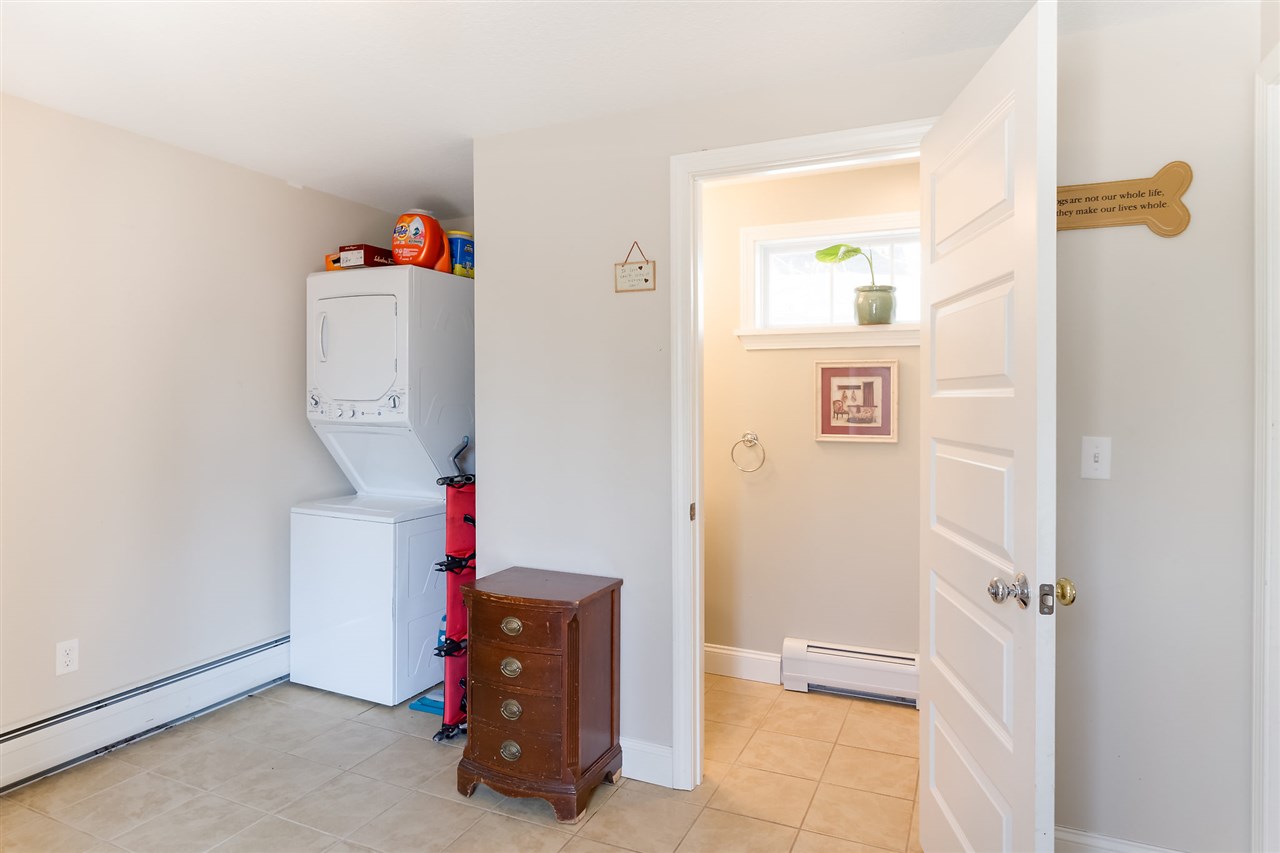 61 Winter Street Exeter, NH 03833 - Photo 18 of 33