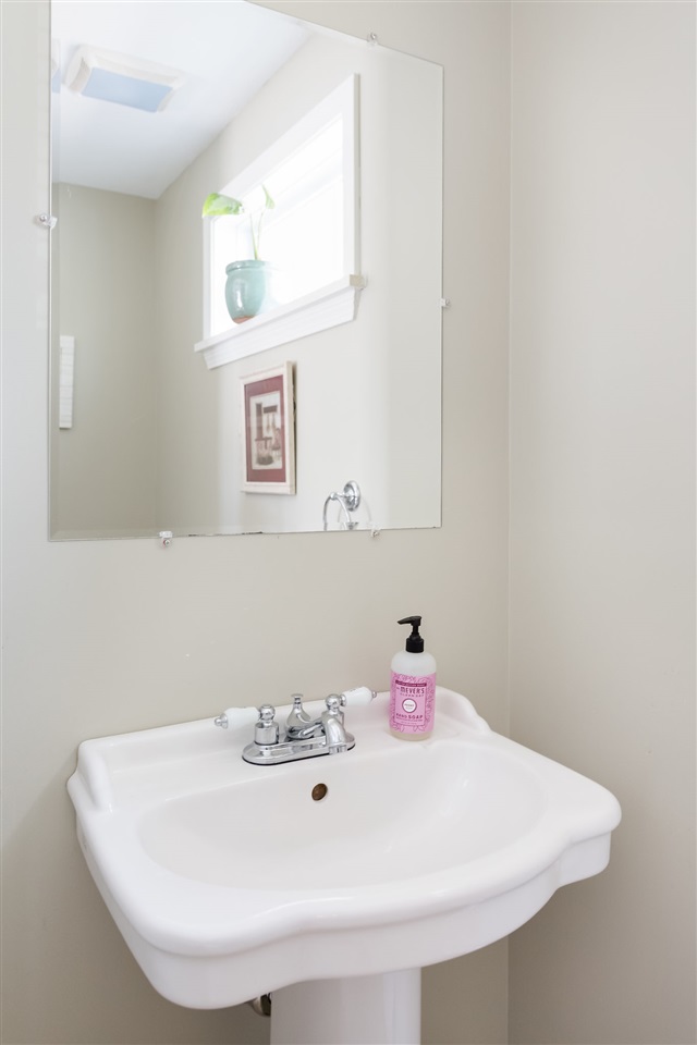 61 Winter Street Exeter, NH 03833 - Photo 19 of 33
