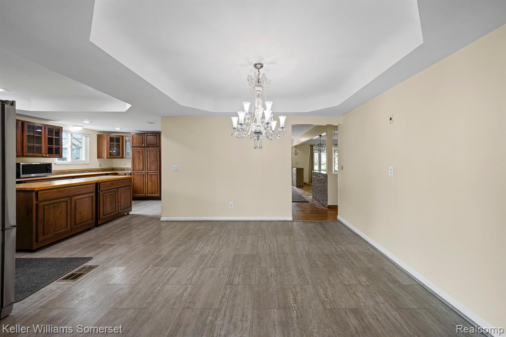 11000 Chicago Road Warren, MI 48093 - Photo 9 of 39 Gallery Image 9