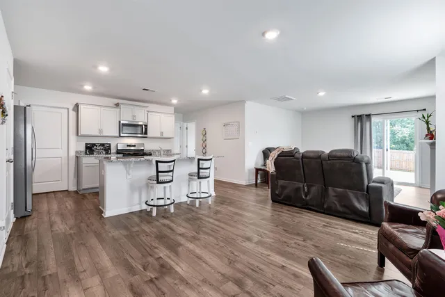 $302,000 | 1808 Bridle Lane, Moore, SC 29369