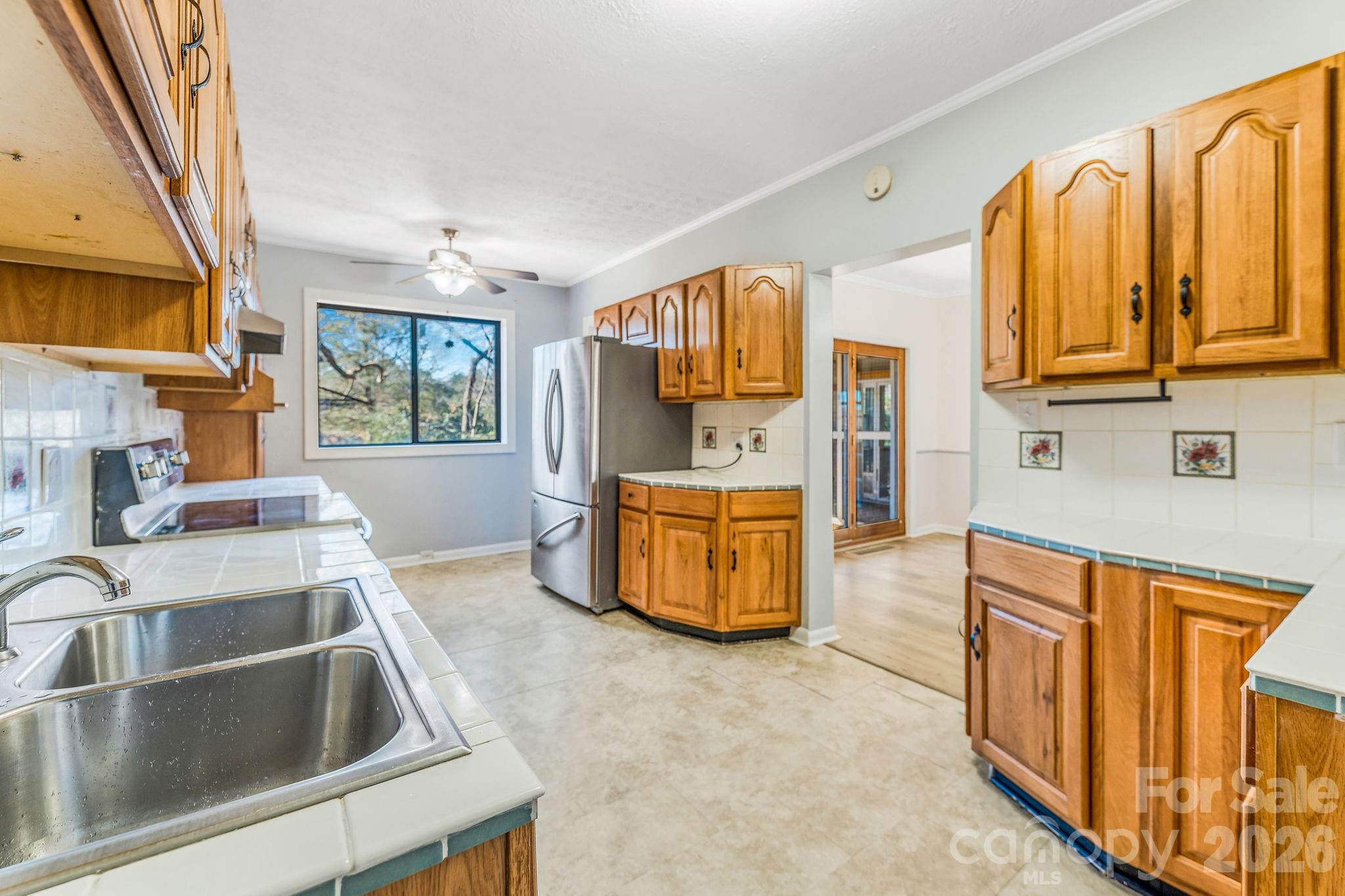 107 Woodland Church Road Clyde, NC 28721 - Photo 19 of 41