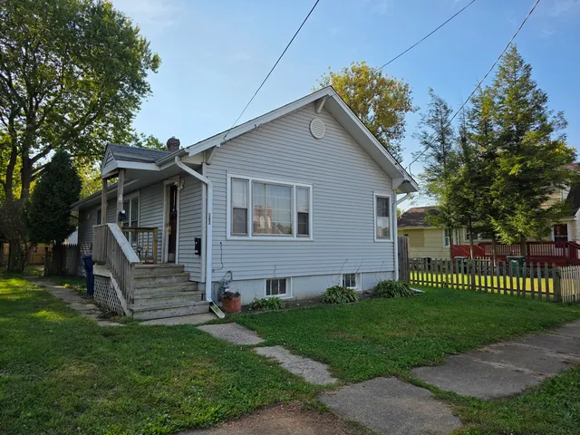 $209,999 | 803 Broadway Avenue, North Chicago, IL 60064