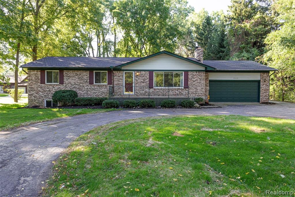 35115 West 13 Mile Road Farmington Hills, MI 48331 - Photo 2 of 50