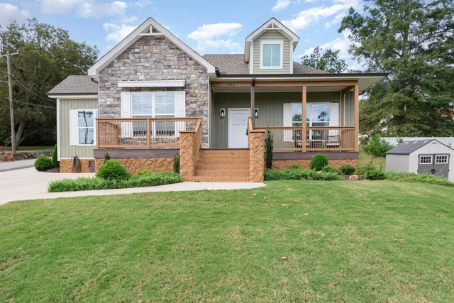 $329,900 | 334 South Howard Avenue, Landrum, SC 29356