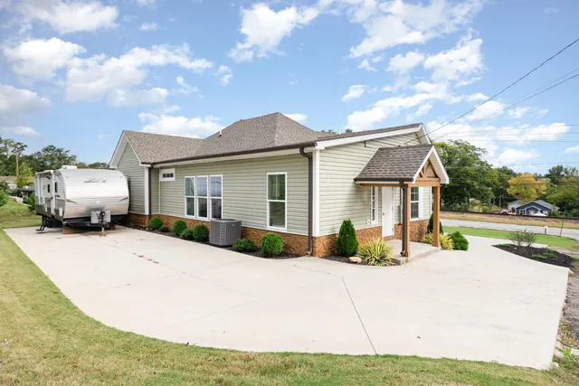 $329,900 | 334 South Howard Avenue, Landrum, SC 29356