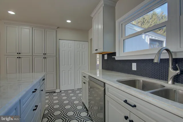 $4,150 | 106 North Street Northeast, Leesburg, VA 20176