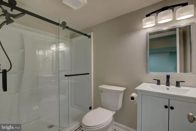 $4,150 | 106 North Street Northeast, Leesburg, VA 20176