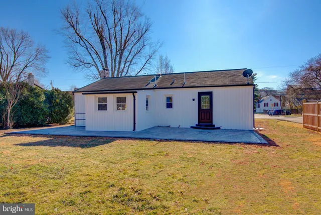 $4,150 | 106 North Street Northeast, Leesburg, VA 20176