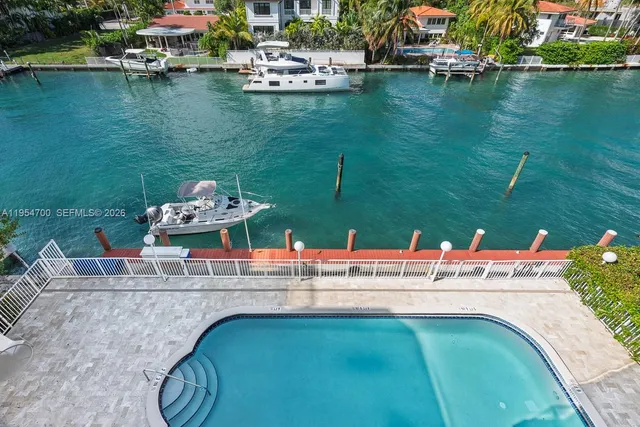 a view of a lake with house