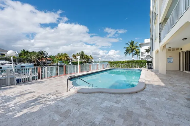 a view of outdoor space deck and garden