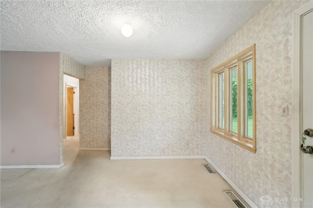 141 West Rahn Road Dayton, OH 45429 - Photo 11 of 35 Gallery Image 11