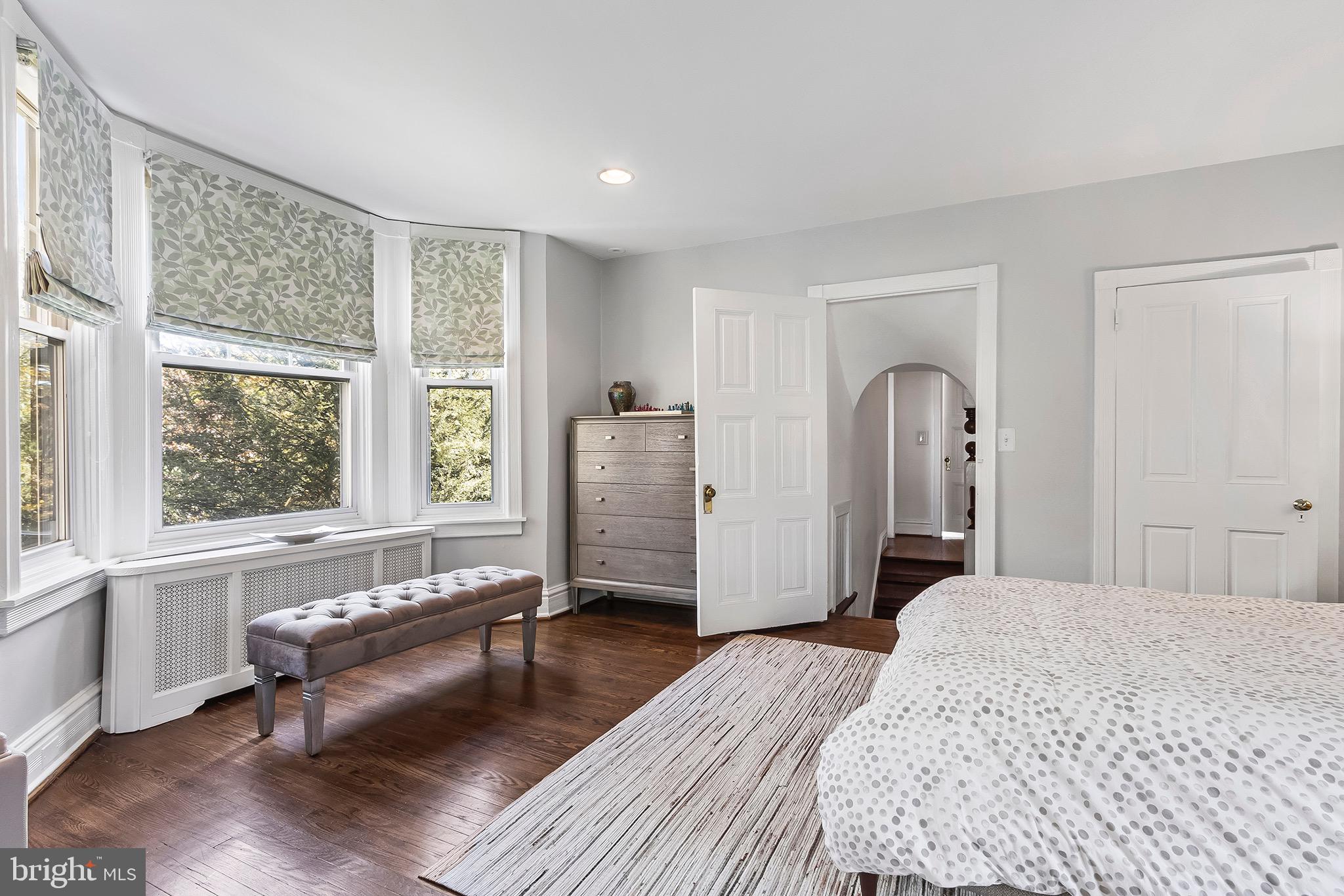 102 North Waterloo Road Devon, PA 19333 - Photo 28 of 46 Incredible tri-window