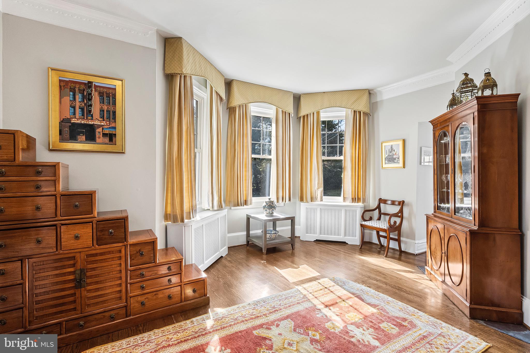 102 North Waterloo Road Devon, PA 19333 - Photo 10 of 46 Living room