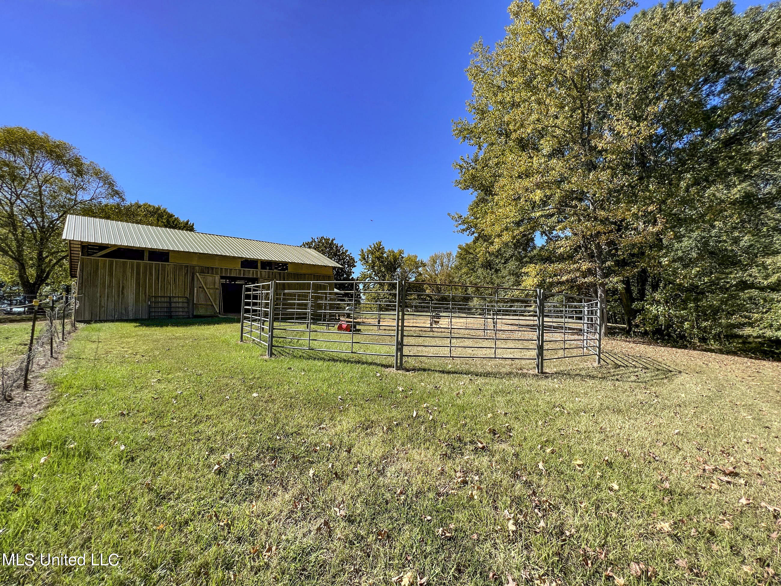 2433 John Branch Road Sardis, MS 38666 - Photo 70 of 172 2dvjb80