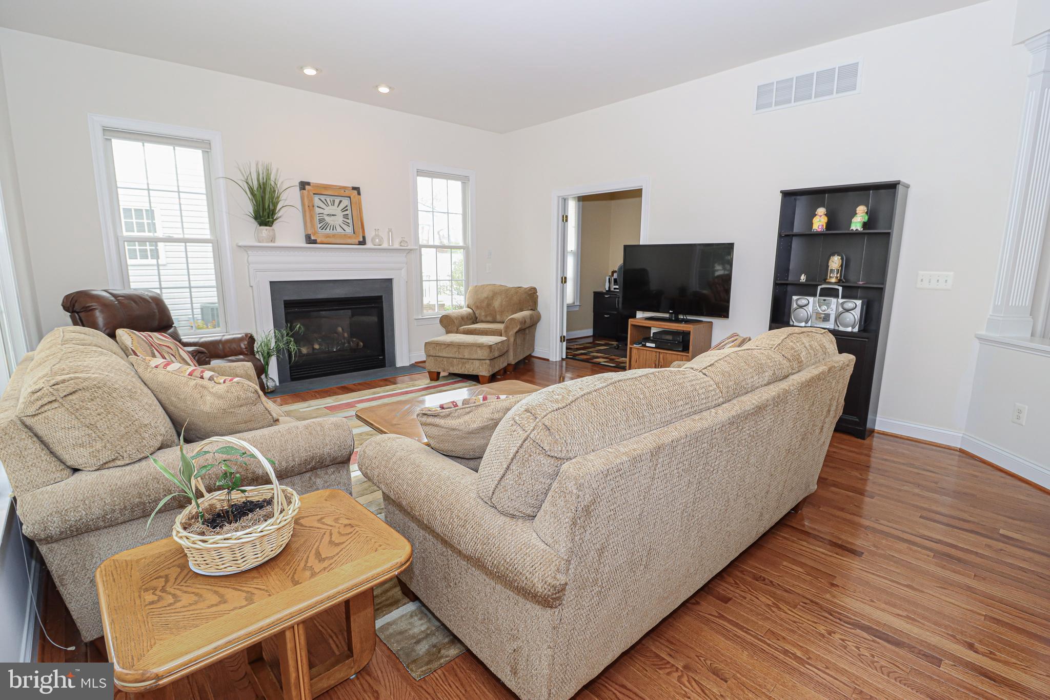 11 Johnson Road Pasadena, MD 21122 - Photo 17 of 56 Gallery Image 17