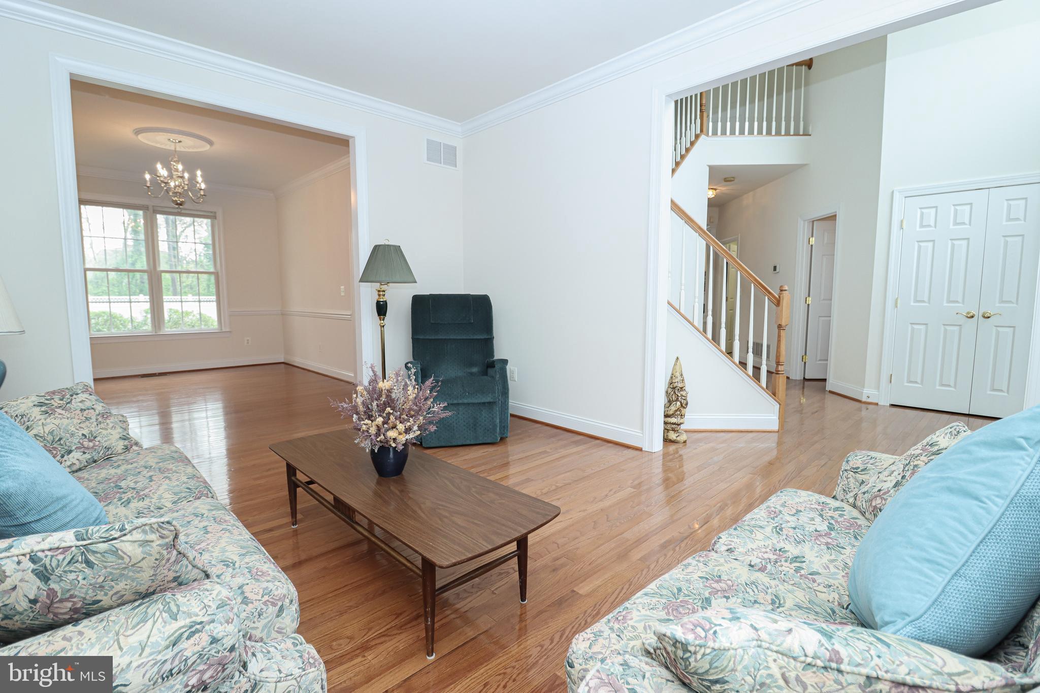 11 Johnson Road Pasadena, MD 21122 - Photo 22 of 56 Living Room w/Hardwood Floors
