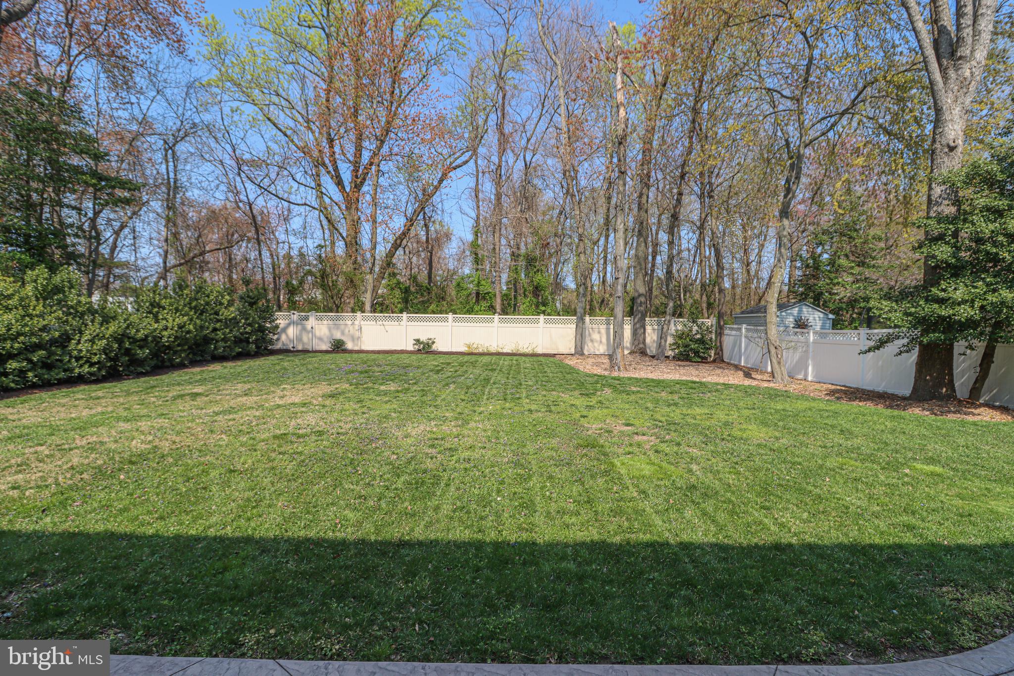 11 Johnson Road Pasadena, MD 21122 - Photo 6 of 56 Gorgeous View