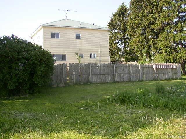 4341 Barnes Road North Branch, MI 48461 - Photo 10 of 40 Gallery Image 10