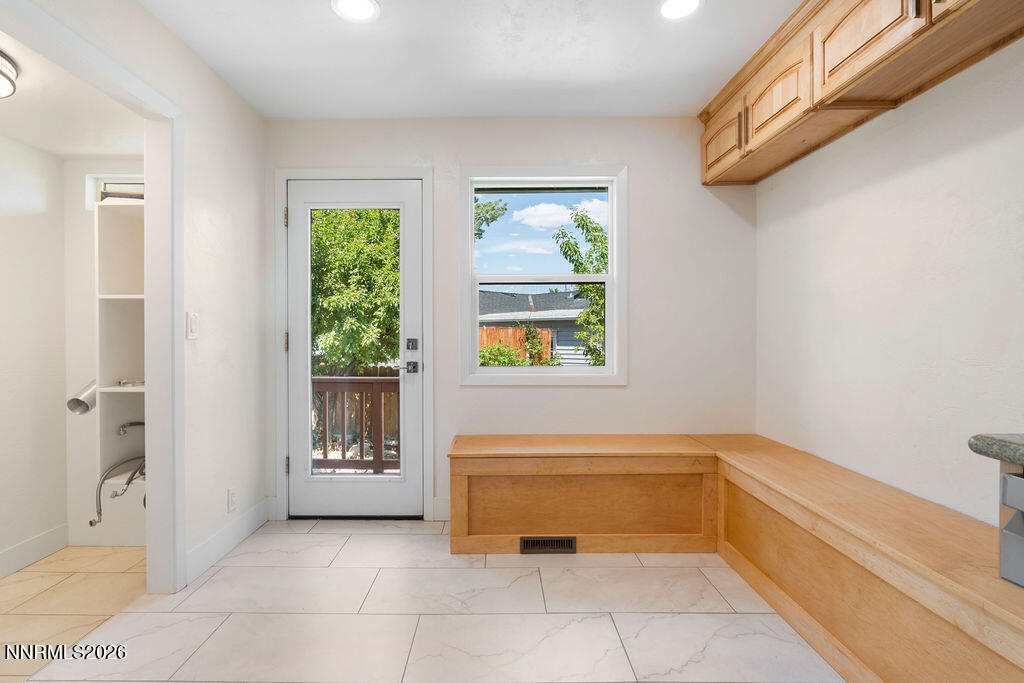 1606 Knoll Drive Reno, NV 89509 - Photo 6 of 26 15_1606Knoll