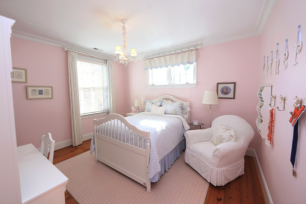 527 Guilford Circle Raleigh, NC 27608 - Photo 22 of 30 Photo 22