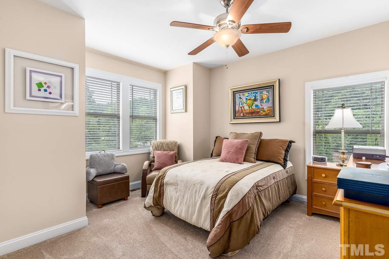 5648 Wade Park Boulevard Raleigh, NC 27607 - Photo 17 of 26