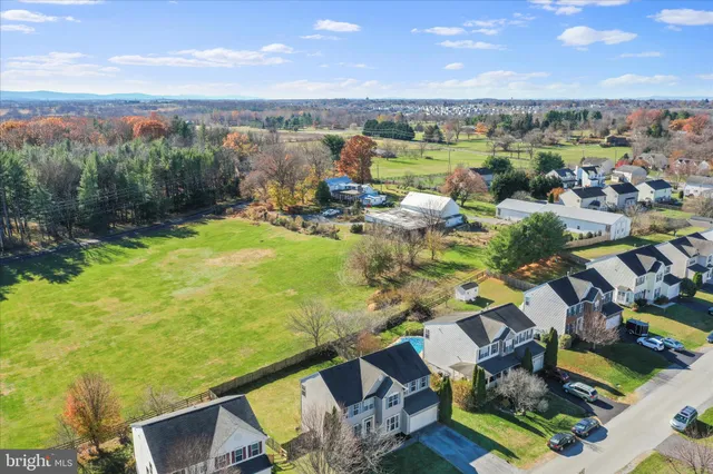 $544,000 | 164 Victoria Lane, Charles Town, WV 25414