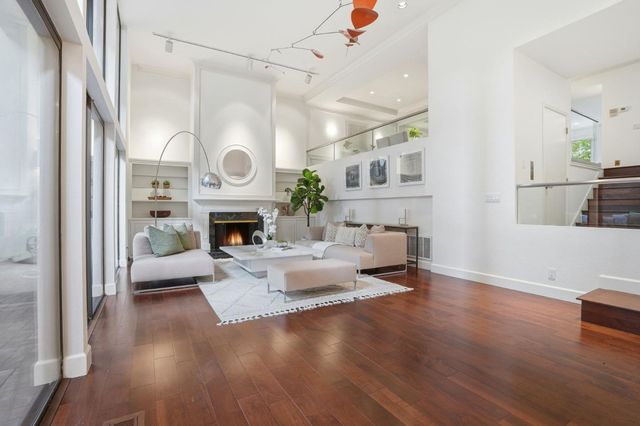 $1,988,000 | 1621 Stone Pine Lane, Menlo Park, CA 94025