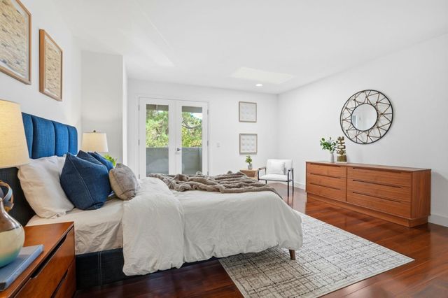 $1,988,000 | 1621 Stone Pine Lane, Menlo Park, CA 94025