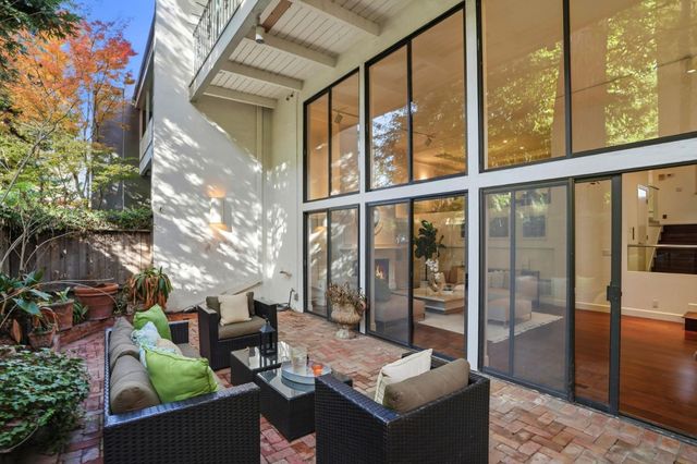 $1,988,000 | 1621 Stone Pine Lane, Menlo Park, CA 94025