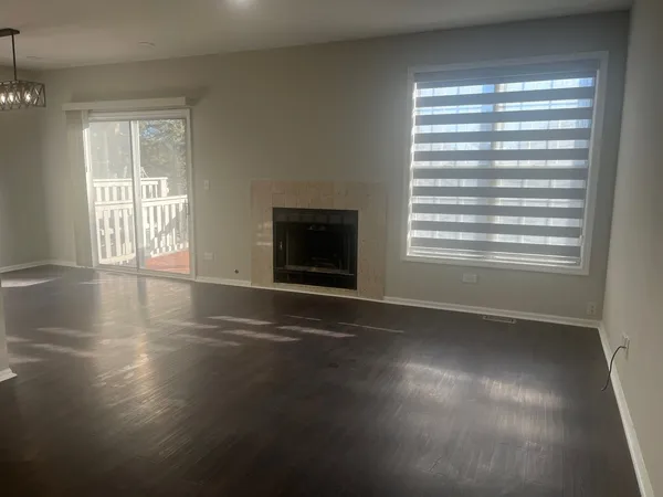 $2,900 | 567 West Parkside Drive, Unit 567, Palatine, IL 60067