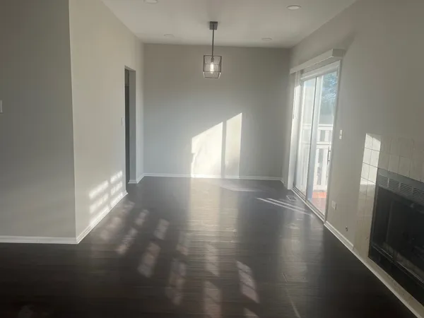 $2,900 | 567 West Parkside Drive, Unit 567, Palatine, IL 60067