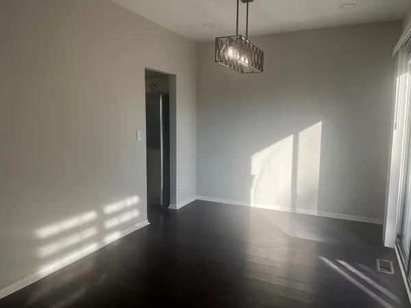 $2,900 | 567 West Parkside Drive, Unit 567, Palatine, IL 60067