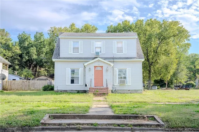 $55,000 | 616 Adams Street, Fredonia, KS 66736
