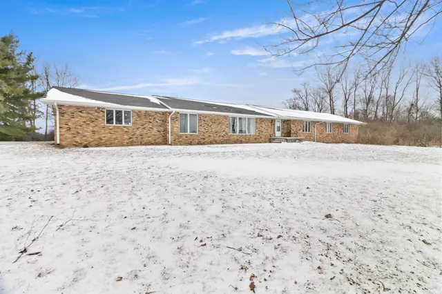 $359,900 | 1060 West 406 South, Marion, IN 46953