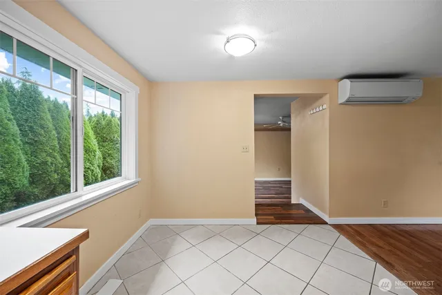 $560,000 | 6205 West Beech Street, Everett, WA 98203