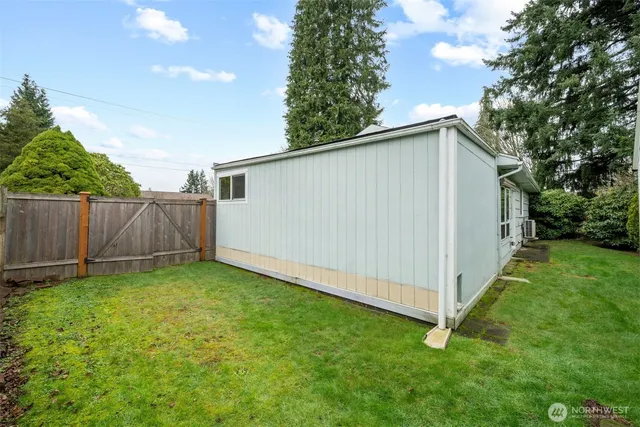 $560,000 | 6205 West Beech Street, Everett, WA 98203