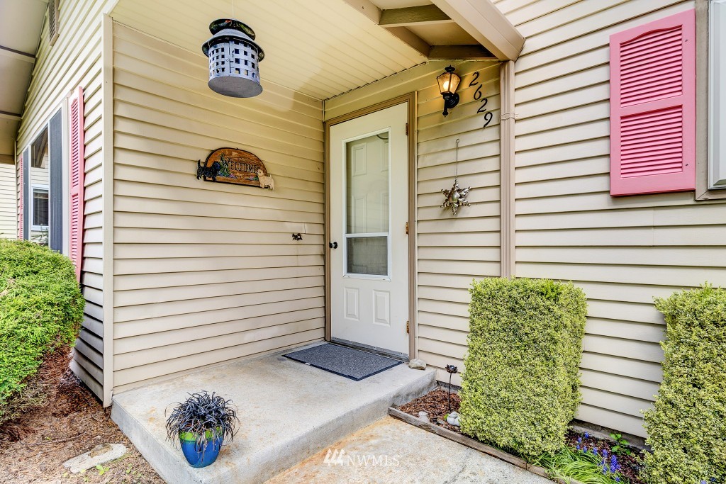 2629 164th Place Southeast Bothell, WA 98012 - Photo 2 of 21