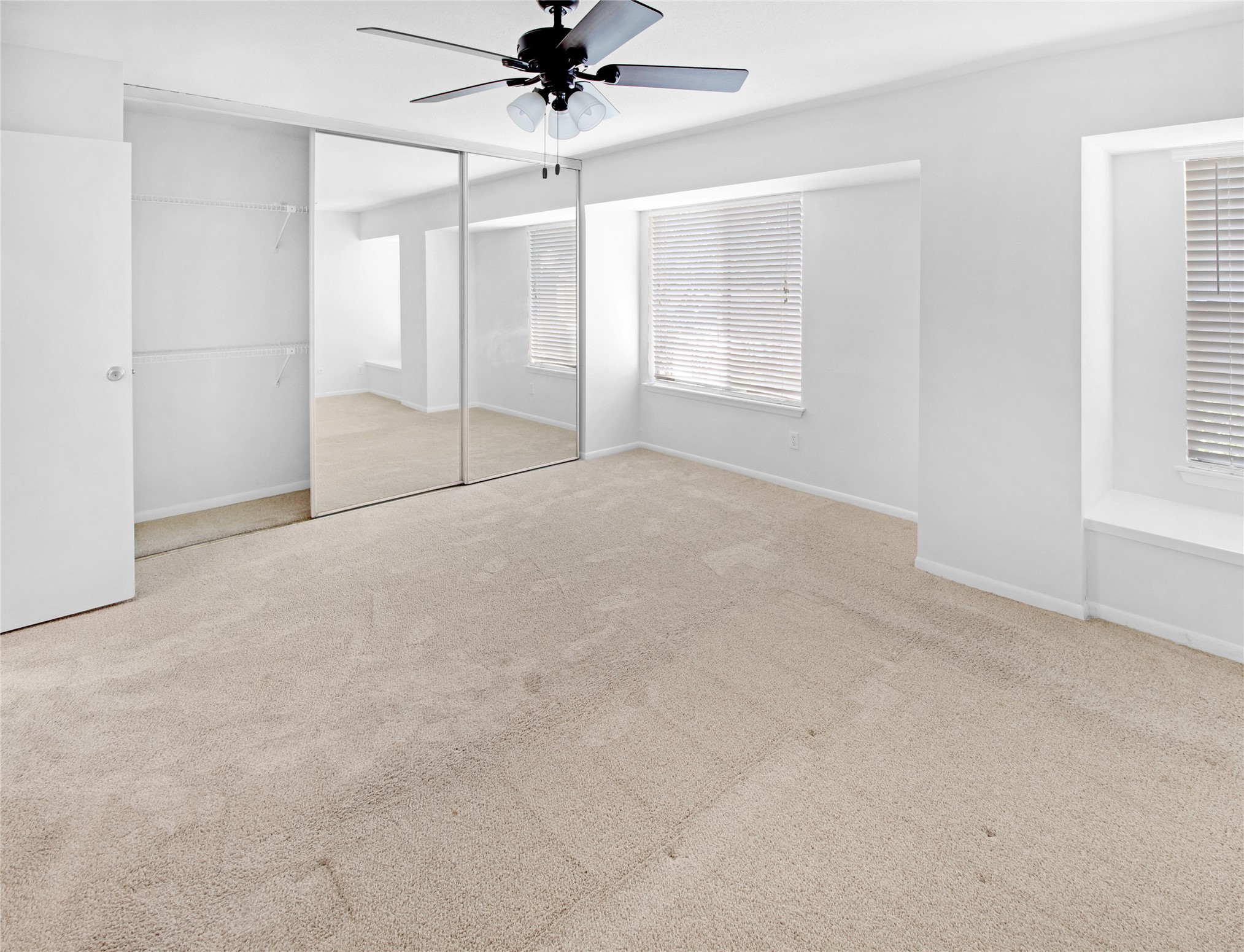 1500 Sandy Springs Road, Unit 69 Houston, TX 77042 - Photo 16 of 32 Bedroom #1